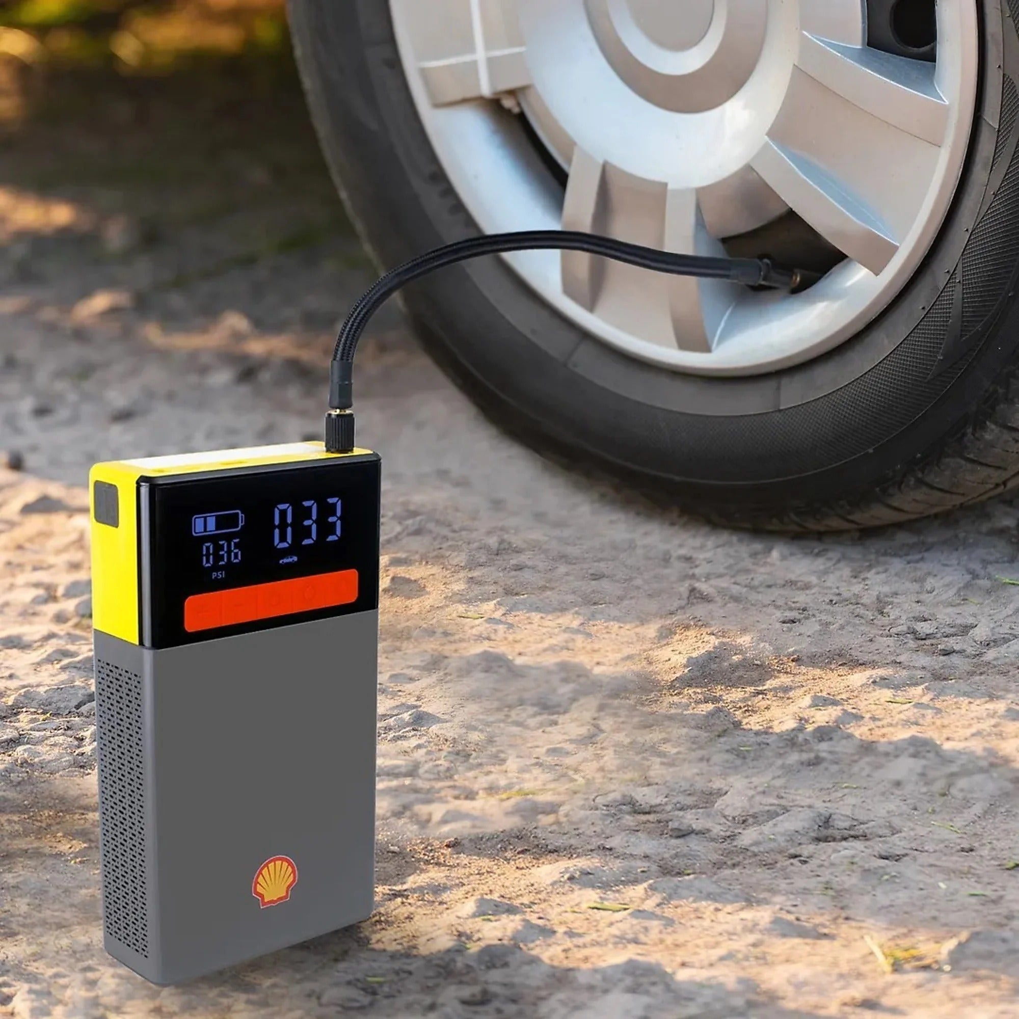 SHELL SH824 Car Jump Starter 24000mAh 12V 2000A with Accessories