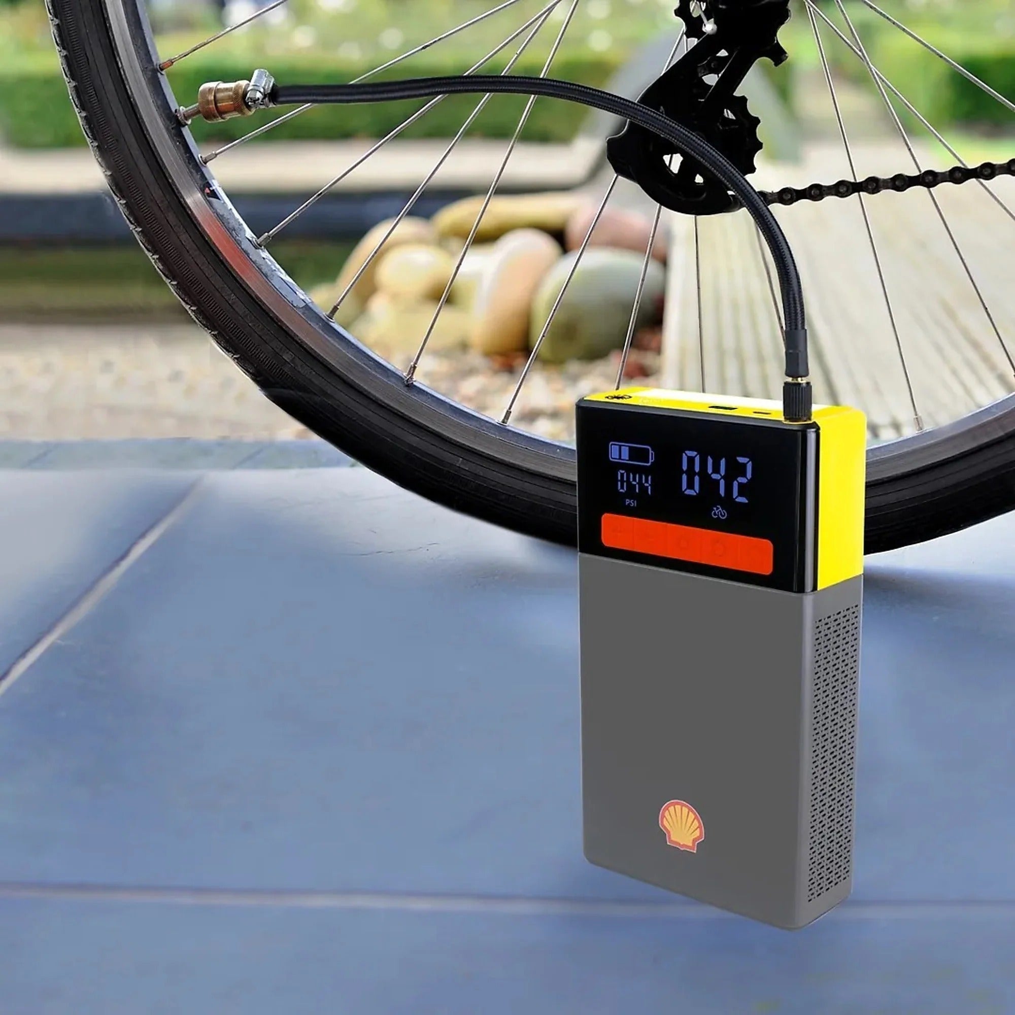 SHELL SH824 Car Jump Starter 24000mAh 12V 2000A with Accessories