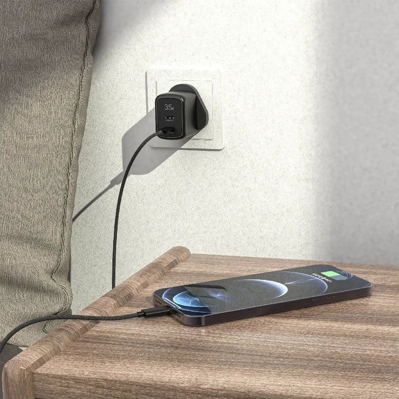 Pawa Stout Gan Travel Charger With Dual PD port 35W with Braided Type-C to Type-C Cable