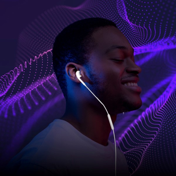 سماعة أحادية السلكية في الأذن مع USB -C - White - TJRCH5V