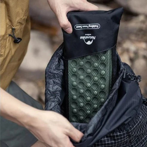 Naturehike XPE Egg Nest Folding Cushion - Army Green (40.5*30.5*1.5)