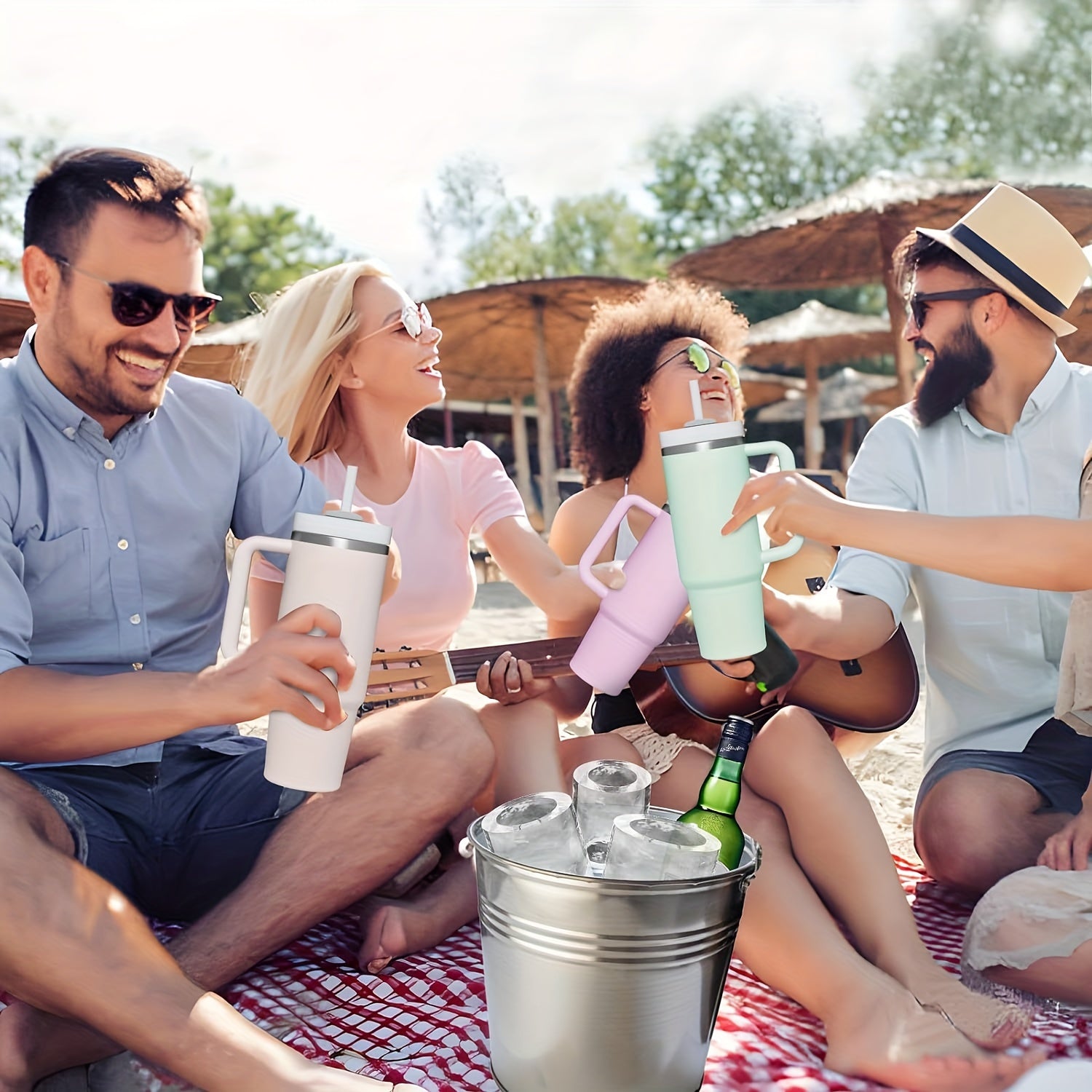 صينية مكعبات الثلج من السيليكون لستانلي (3 قطع) (أخضر) 