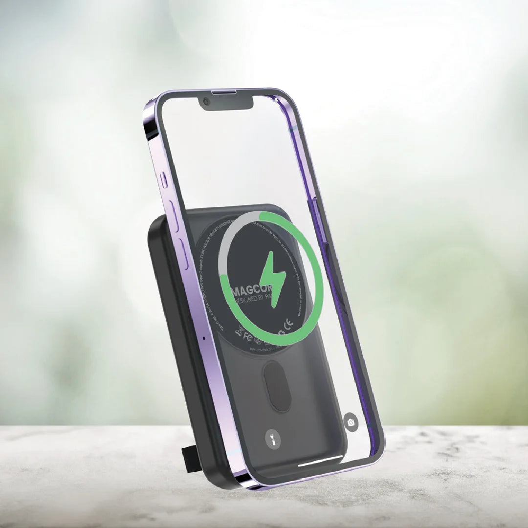 Pawa Magcore Magsafe PD22.5W Powerbank with Built in stand - Black