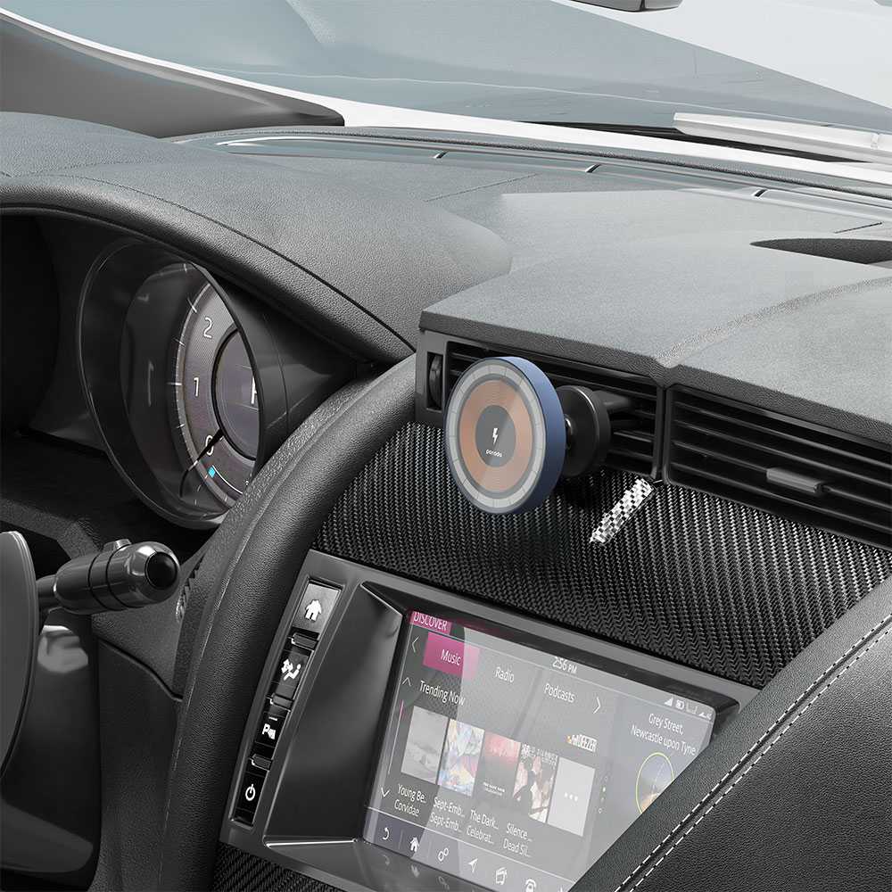 Porodo Lucid Magsafe Car Mount Car Charger/Type-C Cable Included - Black - RYBR