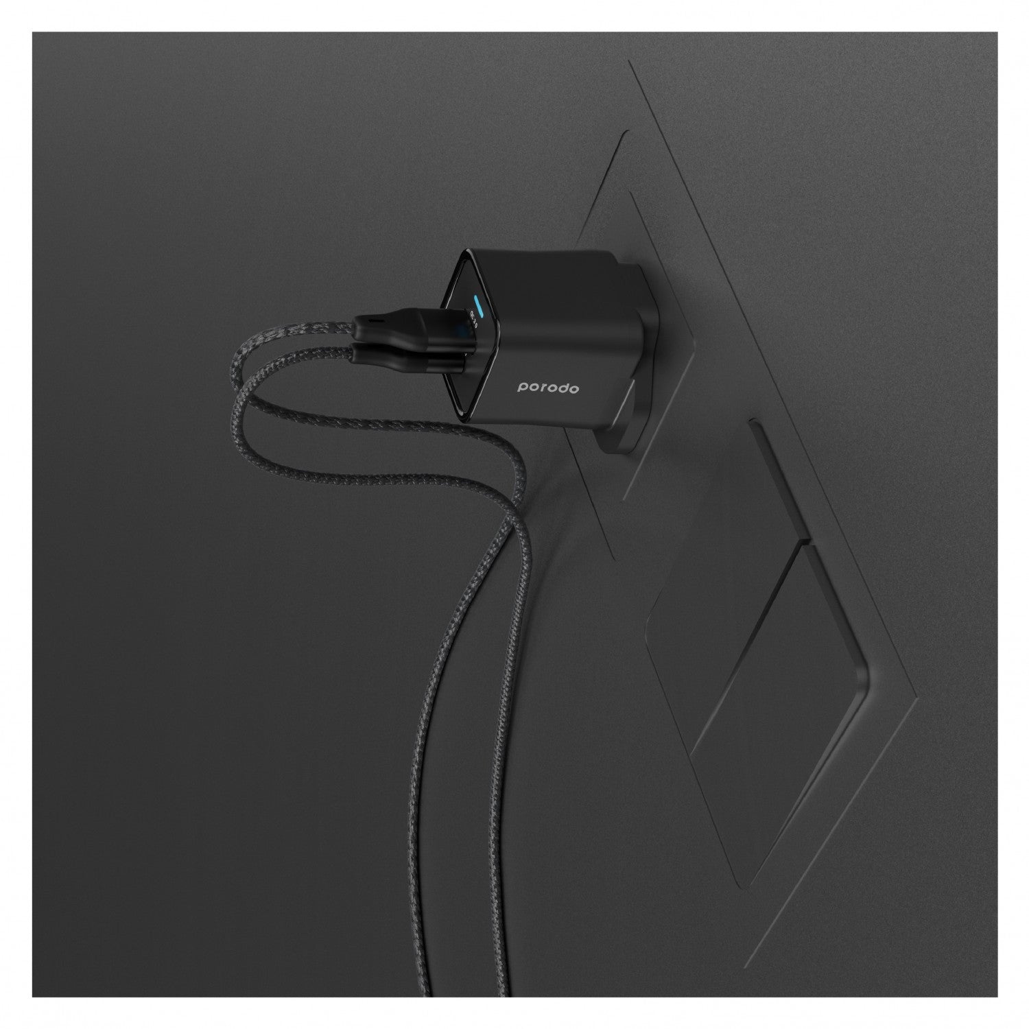 Porodo Dual Port PD + USB-A ( 35W+18W) Charger With Type-C To Lightning - PEQA